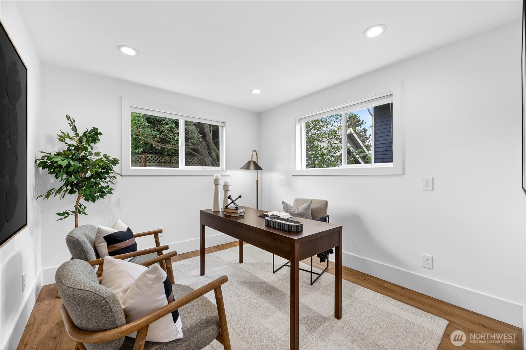 6530 44th Avenue SW Seattle WA 98136