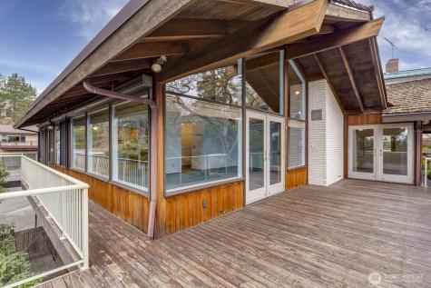 1115 NW 200th Street Shoreline WA 98177