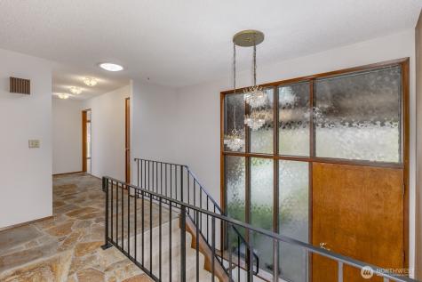 1115 NW 200th Street Shoreline WA 98177