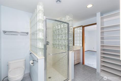 1115 NW 200th Street Shoreline WA 98177