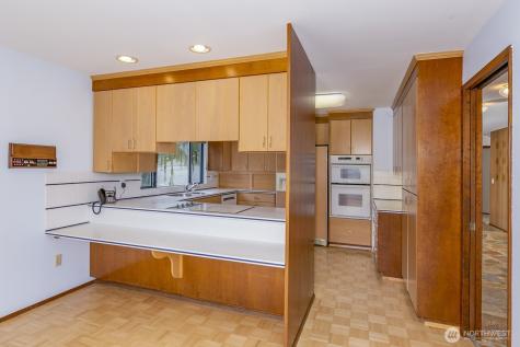 1115 NW 200th Street Shoreline WA 98177