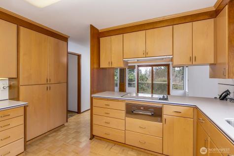 1115 NW 200th Street Shoreline WA 98177