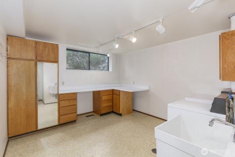 1115 NW 200th Street Shoreline WA 98177