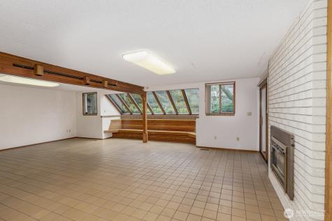 1115 NW 200th Street Shoreline WA 98177