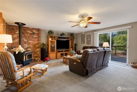30925 22nd Avenue SW Federal Way WA 98023