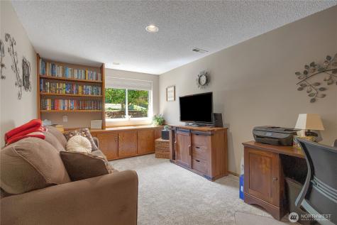 30925 22nd Avenue SW Federal Way WA 98023