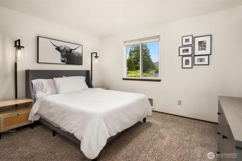 16232 2nd Place W Lynnwood WA 98087