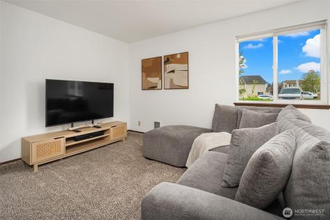 16232 2nd Place W Lynnwood WA 98087