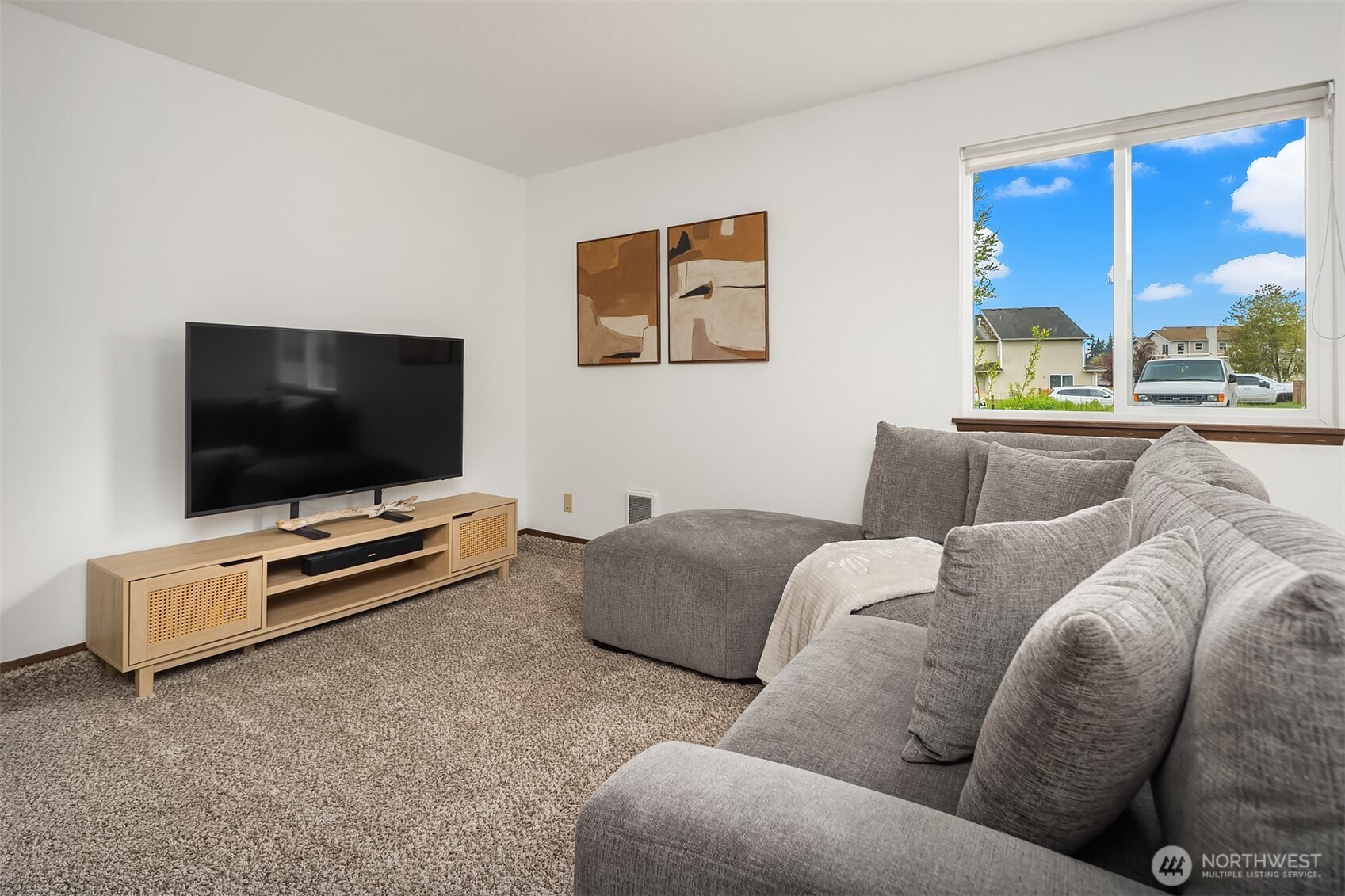 16232 2nd Place W Lynnwood WA 98087