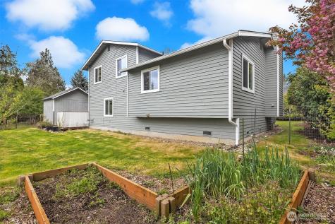 16232 2nd Place W Lynnwood WA 98087