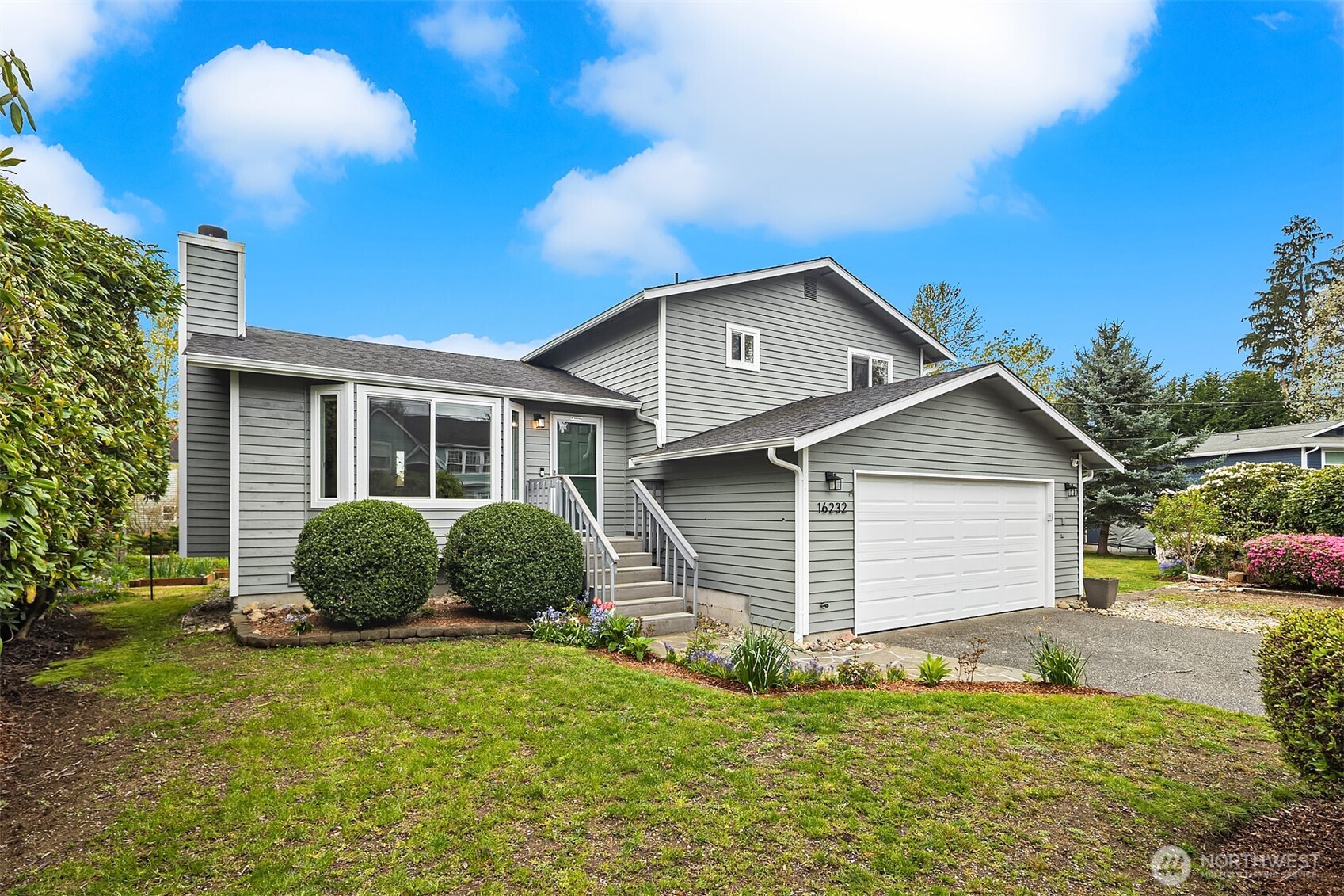 16232 2nd Place W Lynnwood WA 98087