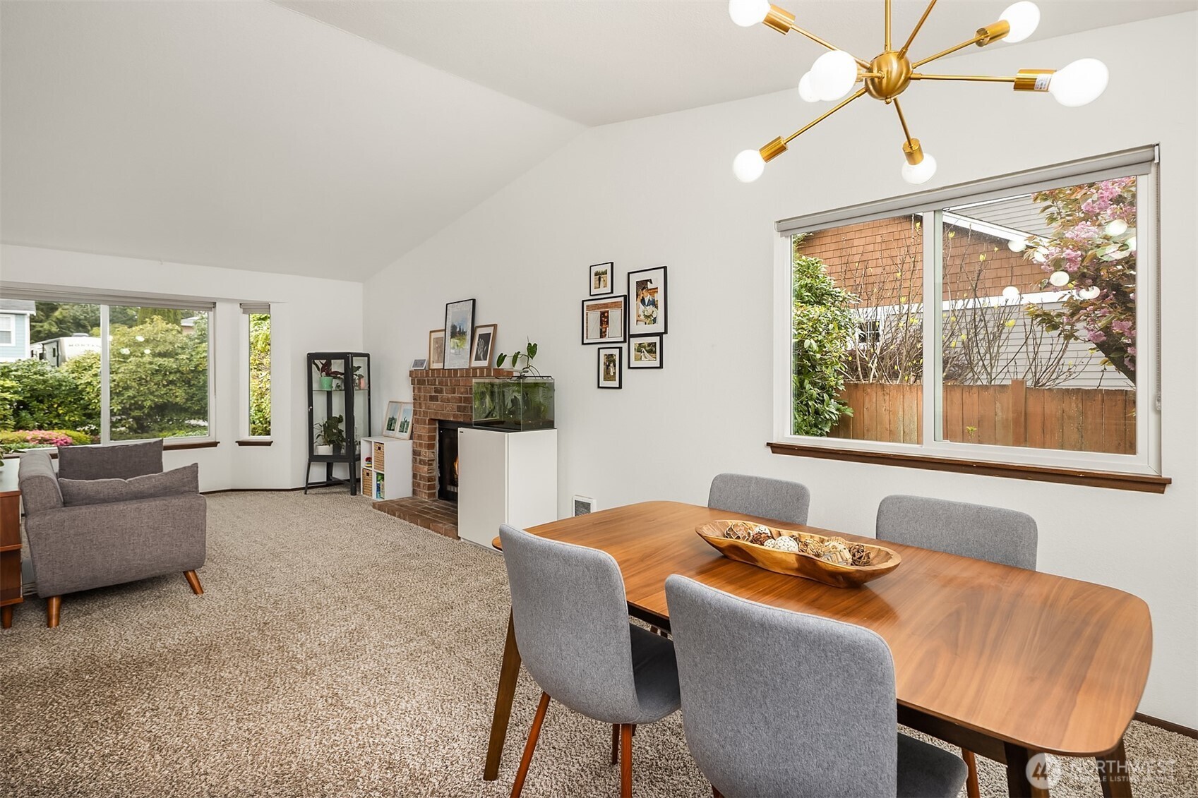 16232 2nd Place W Lynnwood WA 98087
