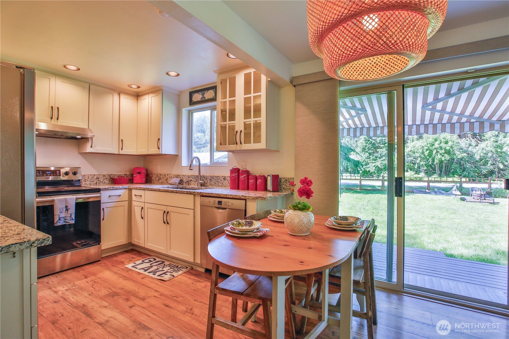 6311 Pineridge Lane Clinton WA 98236