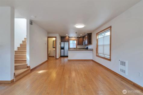 2221 E Spruce Street Seattle WA 98122