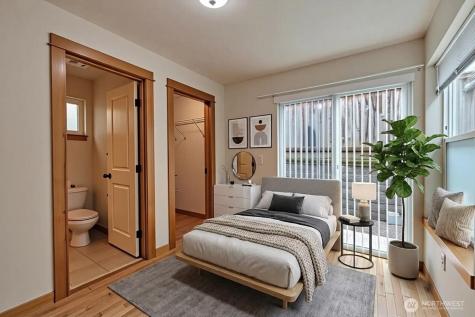 2221 E Spruce Street Seattle WA 98122
