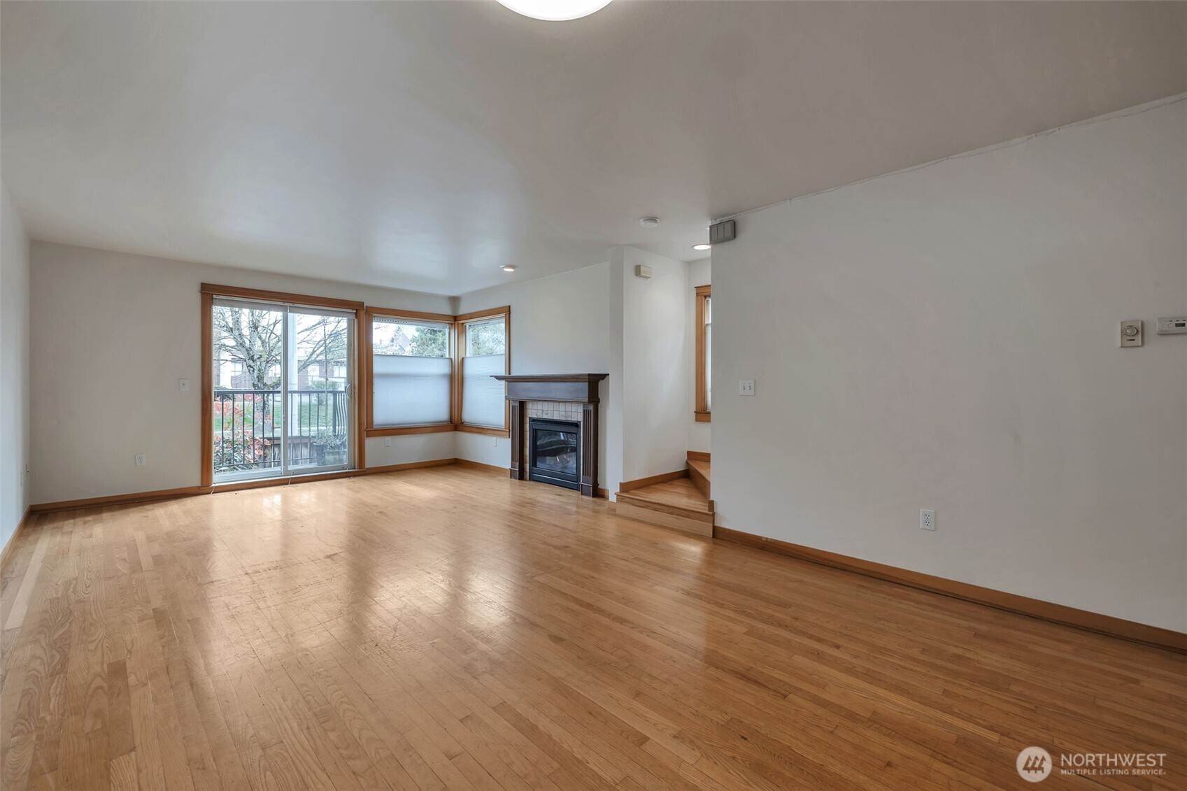 2221 E Spruce Street Seattle WA 98122
