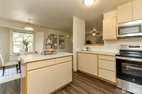 8521 175th Street Ct E Puyallup WA 98375
