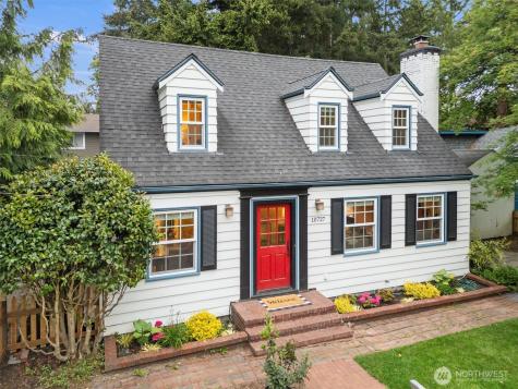 10727 20th Avenue NE Seattle WA 98125