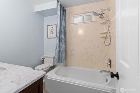 10727 20th Avenue NE Seattle WA 98125