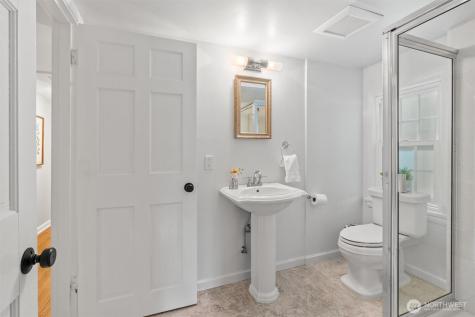 10727 20th Avenue NE Seattle WA 98125