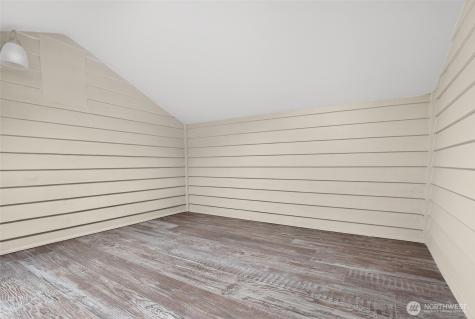 21011 36th Place W Lynnwood WA 98036