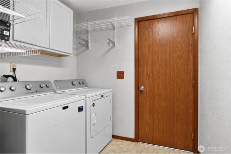 21011 36th Place W Lynnwood WA 98036