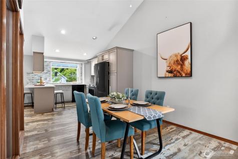 21011 36th Place W Lynnwood WA 98036
