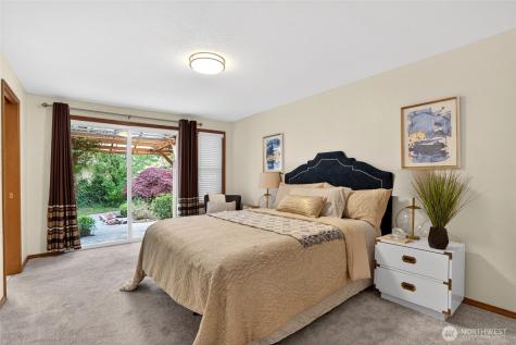 21011 36th Place W Lynnwood WA 98036