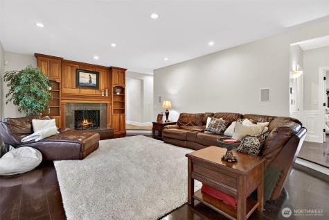 34529 5th Place SW Federal Way WA 98023