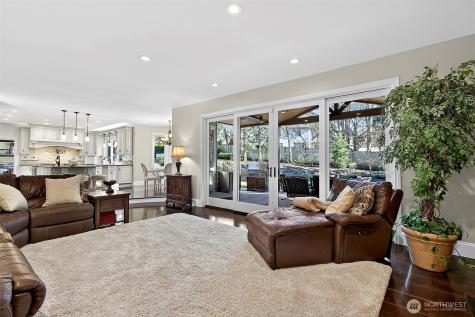 34529 5th Place SW Federal Way WA 98023