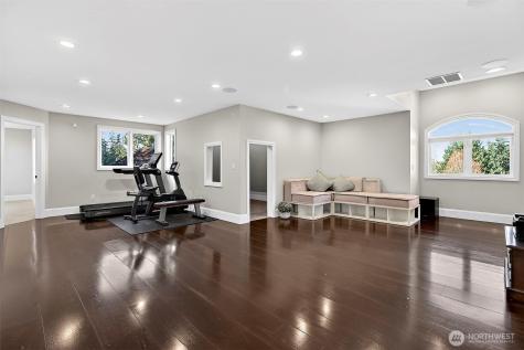 34529 5th Place SW Federal Way WA 98023