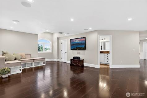 34529 5th Place SW Federal Way WA 98023