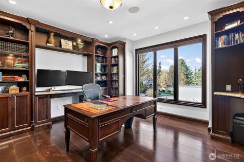 34529 5th Place SW Federal Way WA 98023