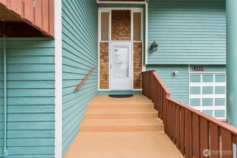 12410 SE 210th Street Kent WA 98031