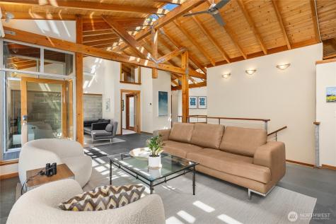 16221 Reitan Road NE Bainbridge Island WA 98110