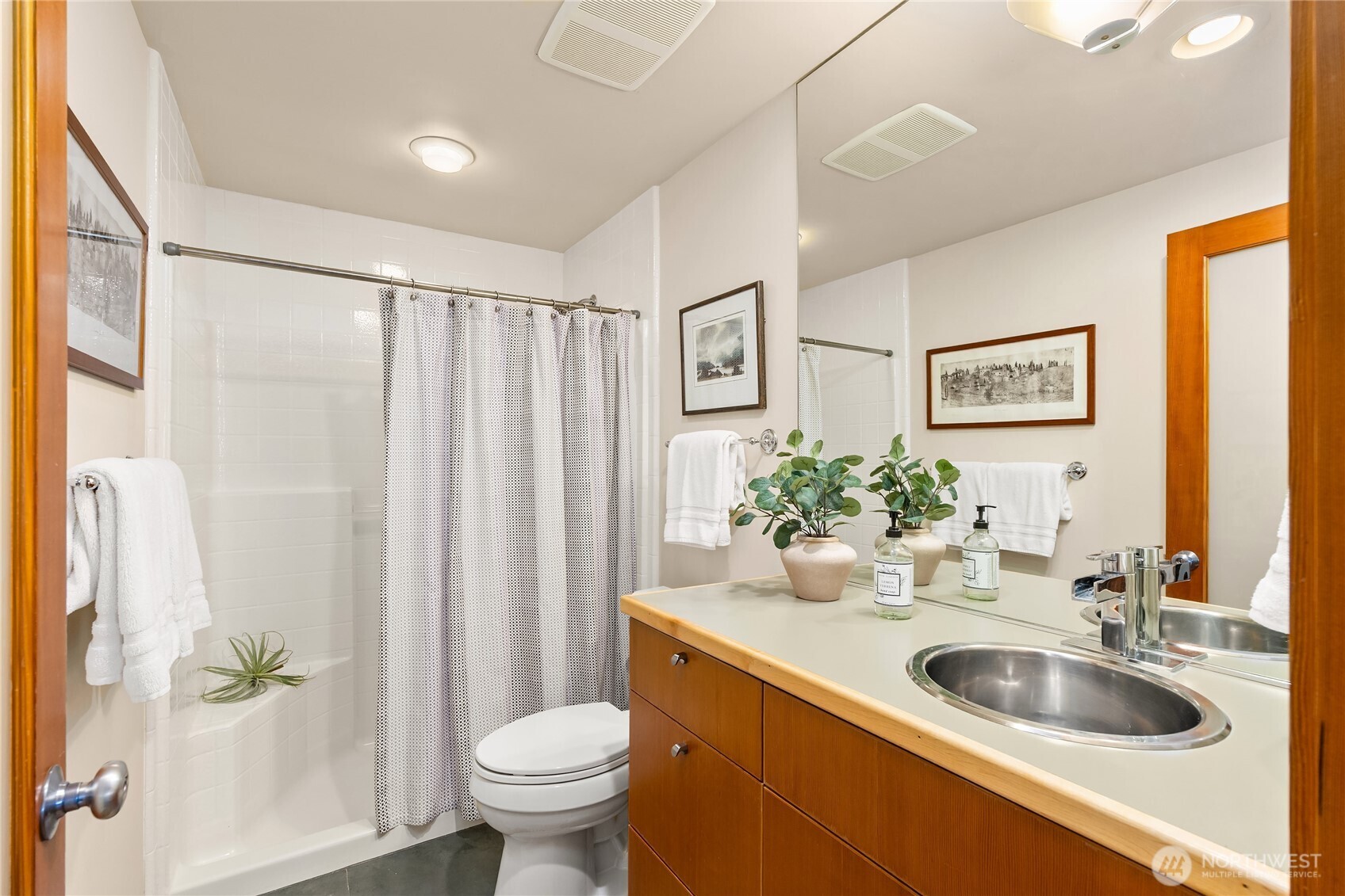 16221 Reitan Road NE Bainbridge Island WA 98110