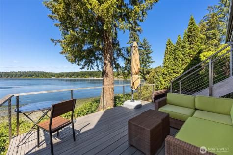 16221 Reitan Road NE Bainbridge Island WA 98110