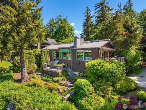 16221 Reitan Road NE Bainbridge Island WA 98110