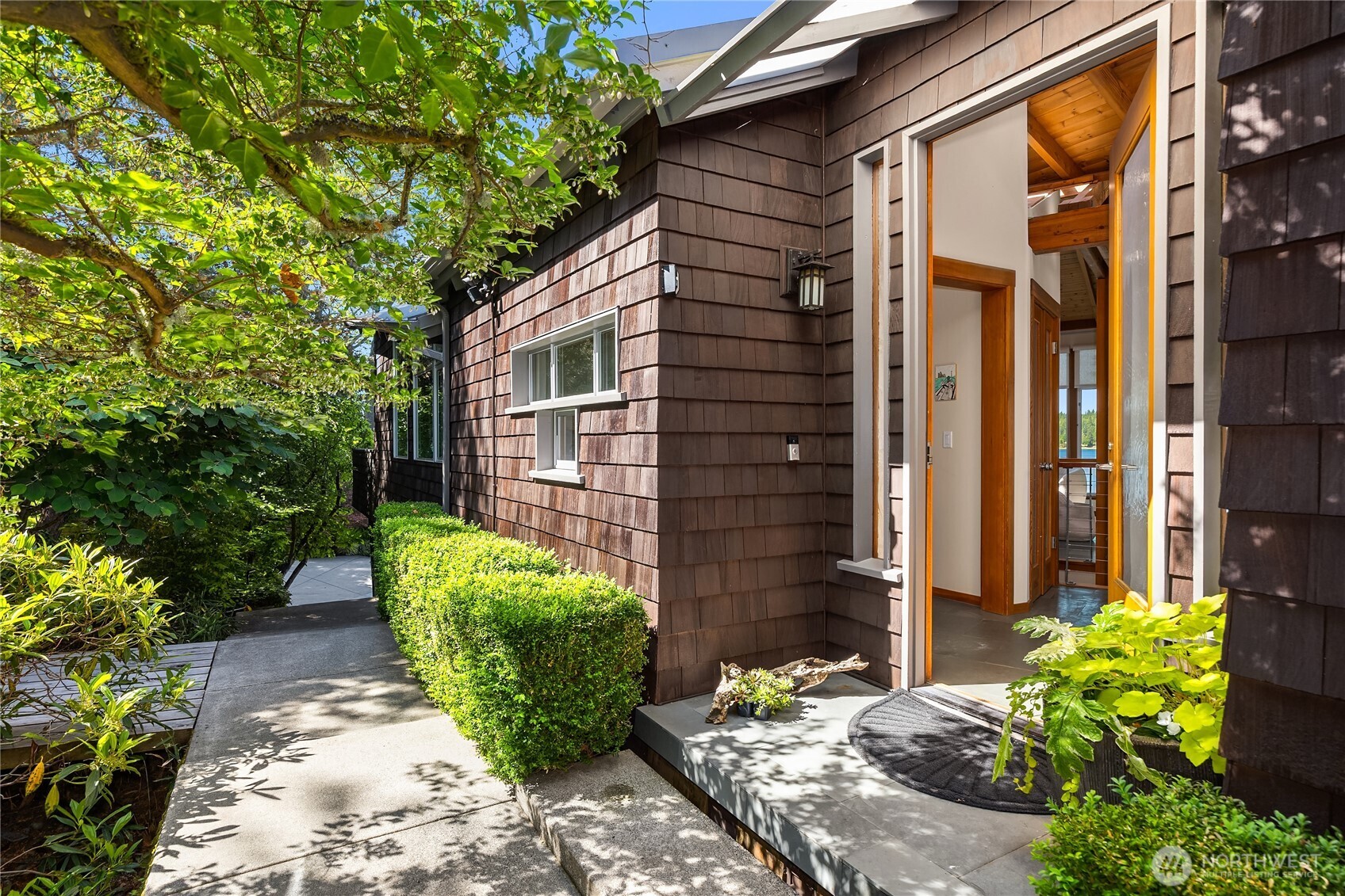 16221 Reitan Road NE Bainbridge Island WA 98110
