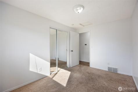 233 N Manzanita Drive Moses Lake WA 98837