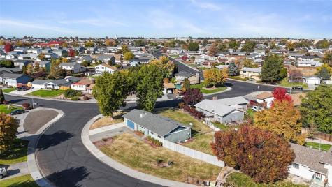 233 N Manzanita Drive Moses Lake WA 98837