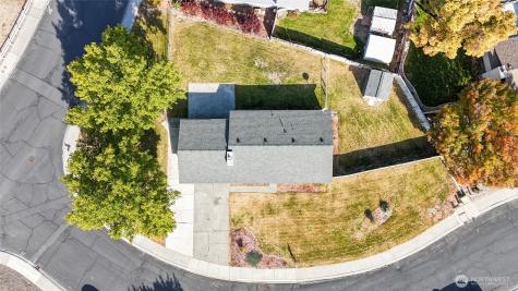 233 N Manzanita Drive Moses Lake WA 98837