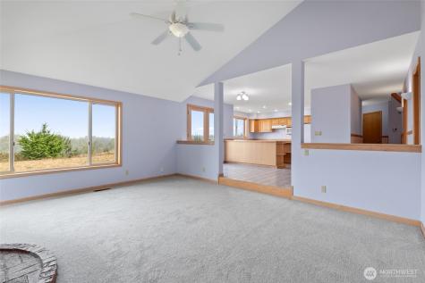860 Hunt Road Port Angeles WA 98363