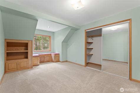 860 Hunt Road Port Angeles WA 98363