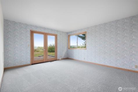 860 Hunt Road Port Angeles WA 98363