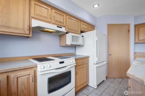 860 Hunt Road Port Angeles WA 98363