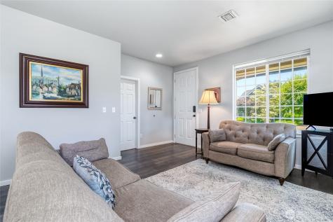 705 SE Creekside Drive College Place WA 99324