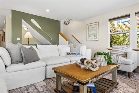9226 Peacock Hill Avenue Gig Harbor WA 98332