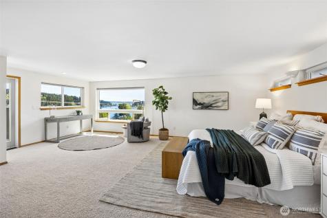 9226 Peacock Hill Avenue Gig Harbor WA 98332