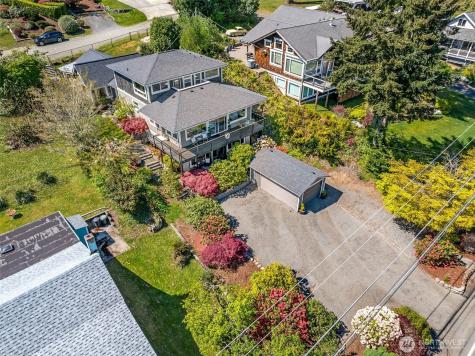 9226 Peacock Hill Avenue Gig Harbor WA 98332